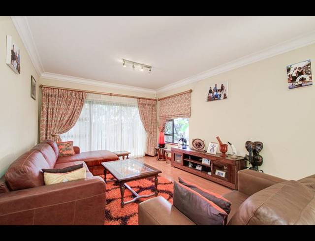4 BEDROOM HOUSE FOR SALE IN BROADACRES